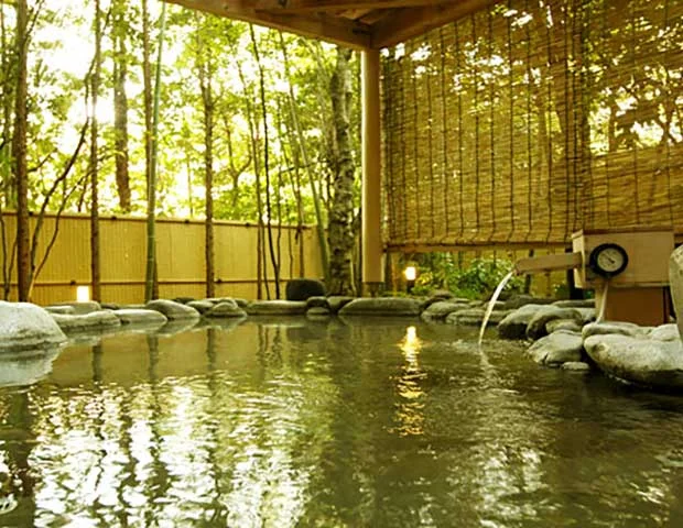 箱根小涌谷温泉水の音