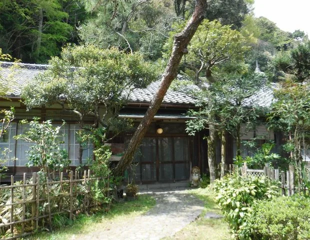 平賀敬美術館（閉館しました）