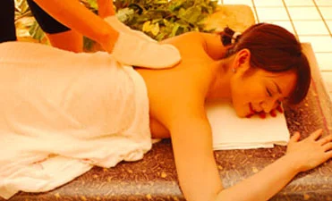 リラクゼーション・岩盤浴4