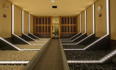 リラクゼーション・岩盤浴1