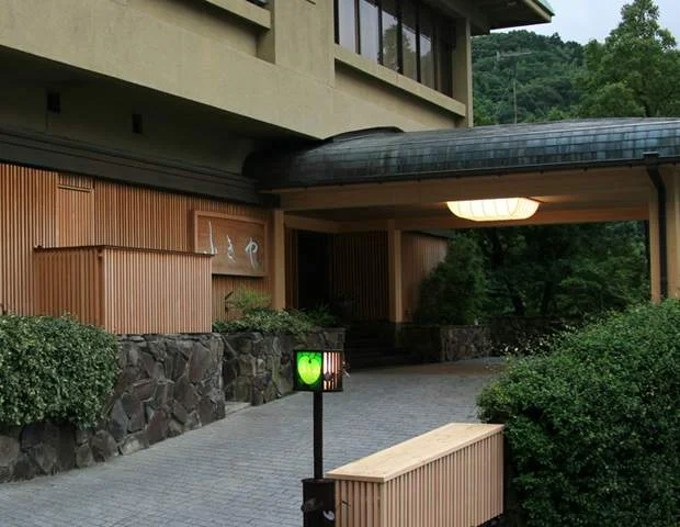 ふきや