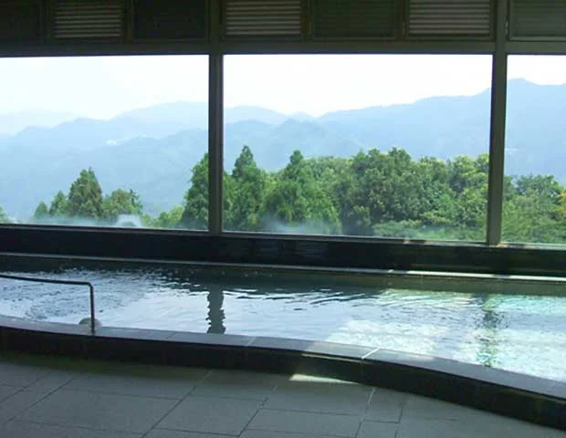 いこいの村ヘリテイジ美の山（旧 いこいの村 美の山）