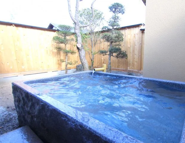 ちちぶ温泉 はなのや（旧 白雲荘）