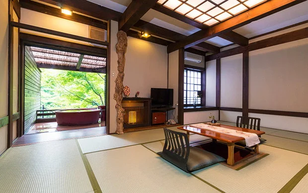 新木鉱泉旅館(あらきこうせんりょかん)