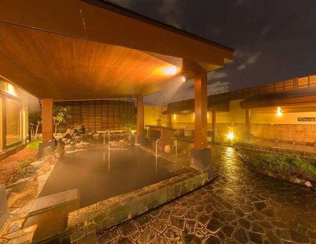 極楽湯 ロイヤル川口(旧 天然温泉スパロイヤル川口)