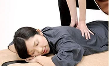 リラクゼーション・岩盤浴1