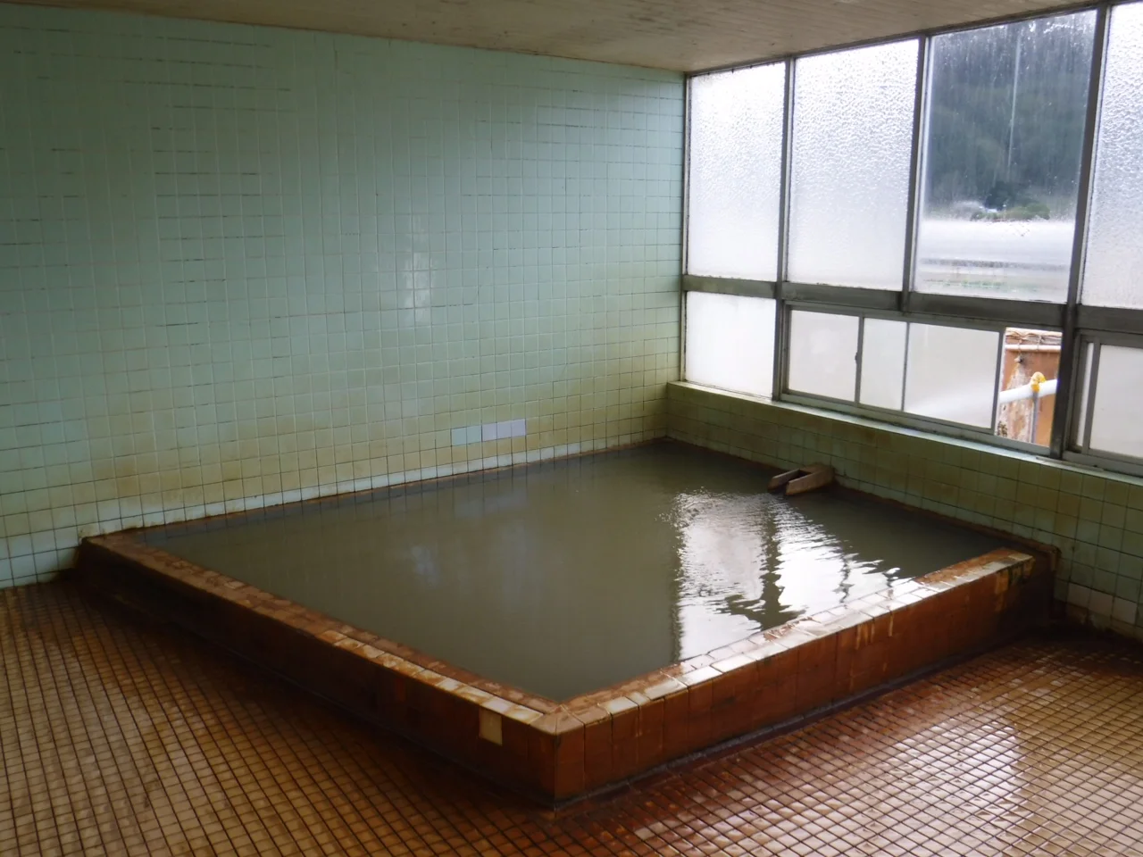 温泉旅館 中央荘