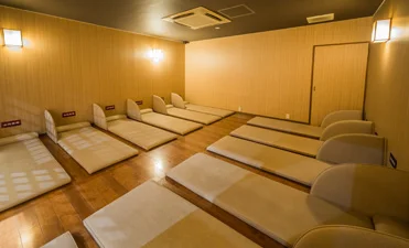 リラクゼーション・岩盤浴2