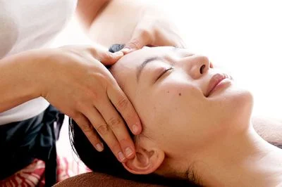 リラクゼーション・岩盤浴1