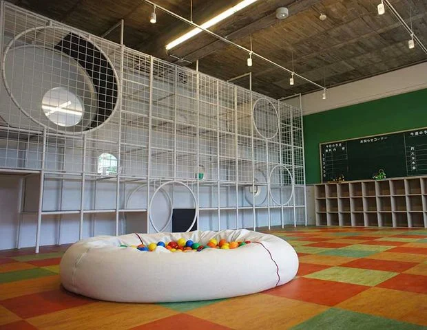 道の駅 保田小学校 里の小湯