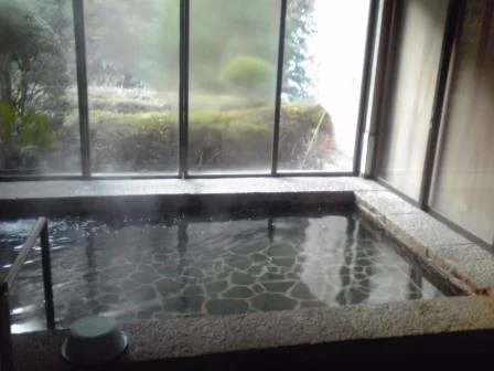 ロマンの森共和国 白壁の湯(閉館しました)