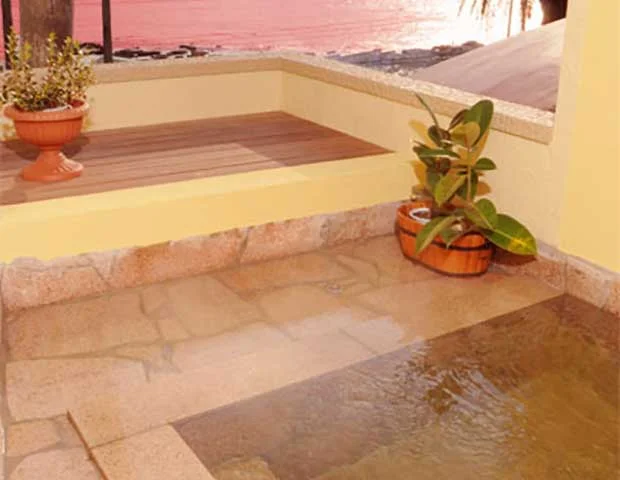 ホテルジャングルパレス（閉館しました）