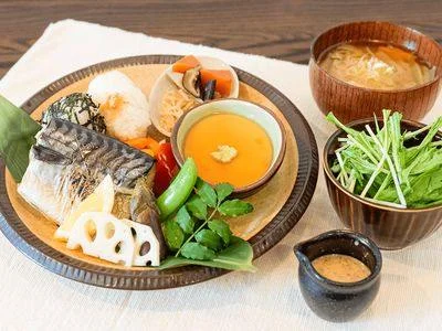 お食事3