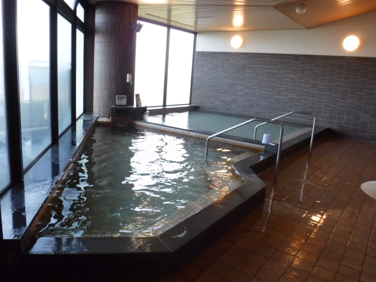 礼文島温泉　うすゆきの湯