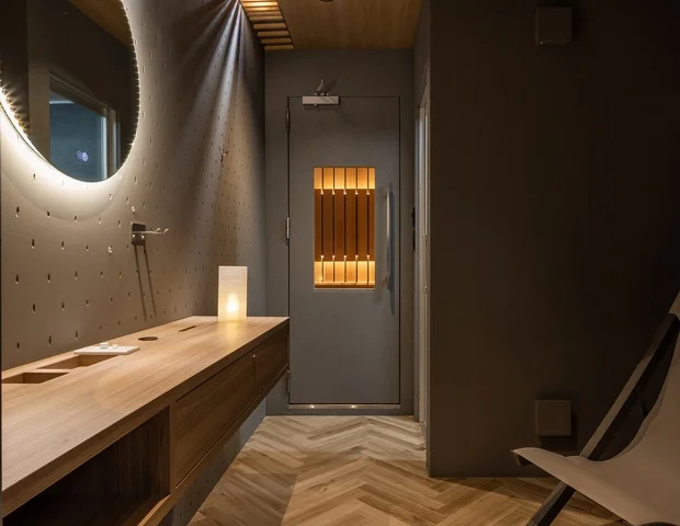 Re：PRIVATE SAUNA