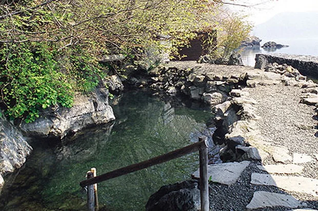 丸駒温泉旅館