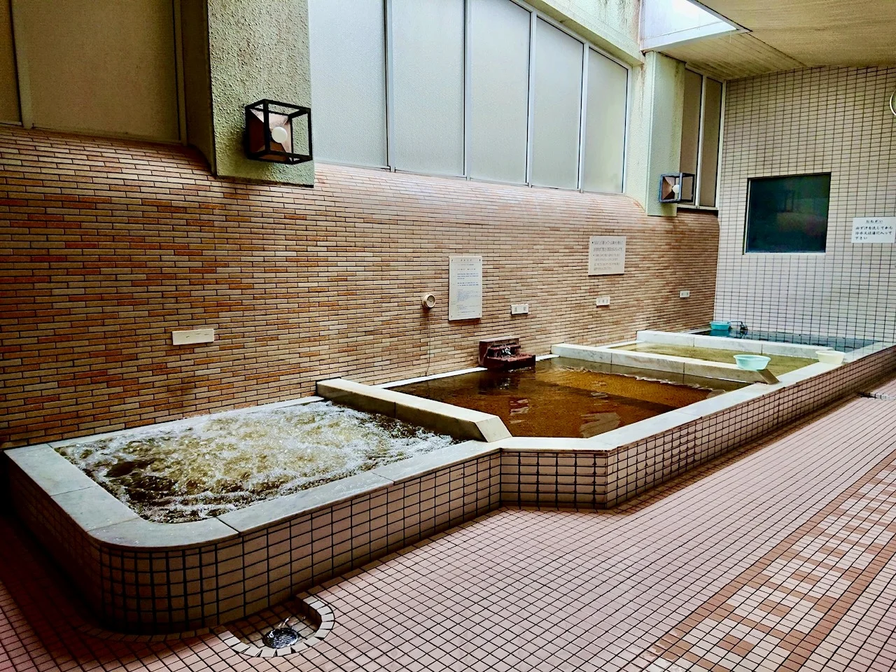 みどりヶ丘温泉 サウナビジネスホテル