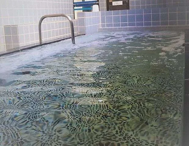 金春湯
