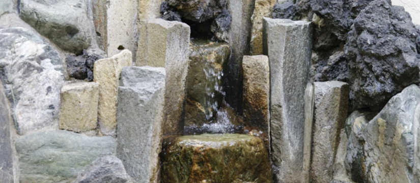 鶴の湯