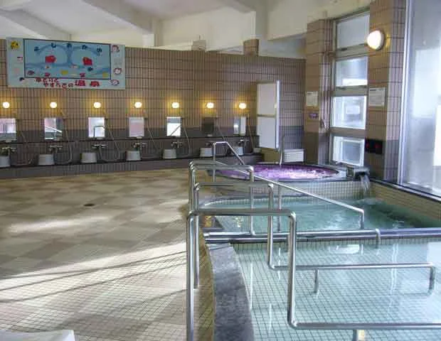 吉岡温泉 ゆとらぎ館