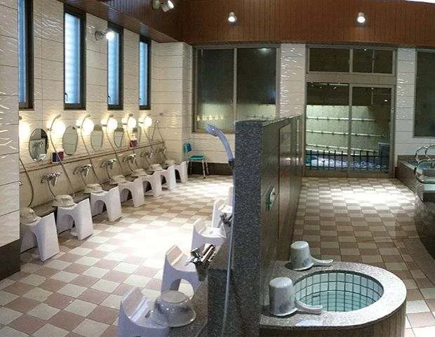 鳩の湯