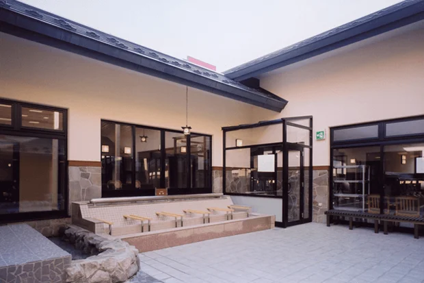 極楽湯 さっぽろ弥生店(閉館しました)