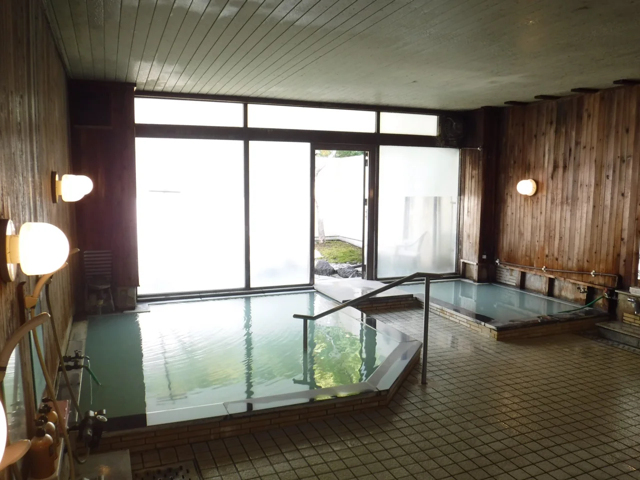 湯守釜屋(閉館しました)