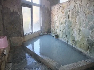 大出館