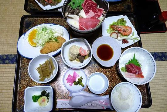 大出館