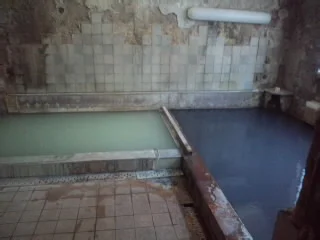 大出館