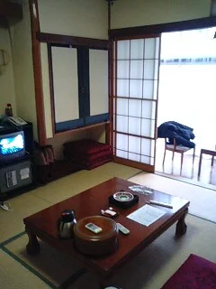 登隆館