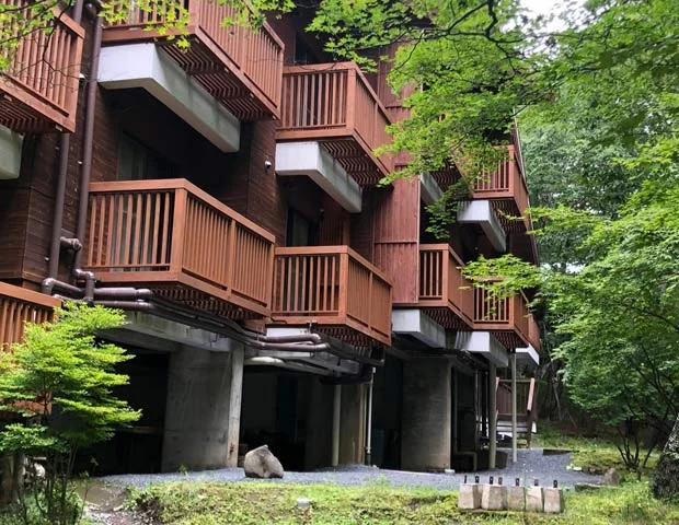 竜頭の滝　リバーサイド渓