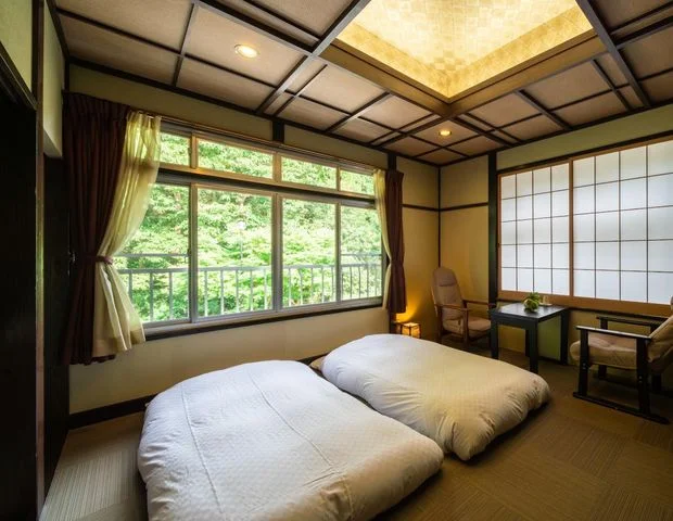 湯治温泉リトリート宿 板室別邸 SPA 和薬草（旧 フォレストヒルズ那須 板室別邸）