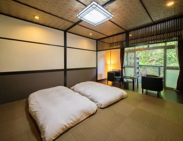 湯治温泉リトリート宿 板室別邸 SPA 和薬草（旧 フォレストヒルズ那須 板室別邸）