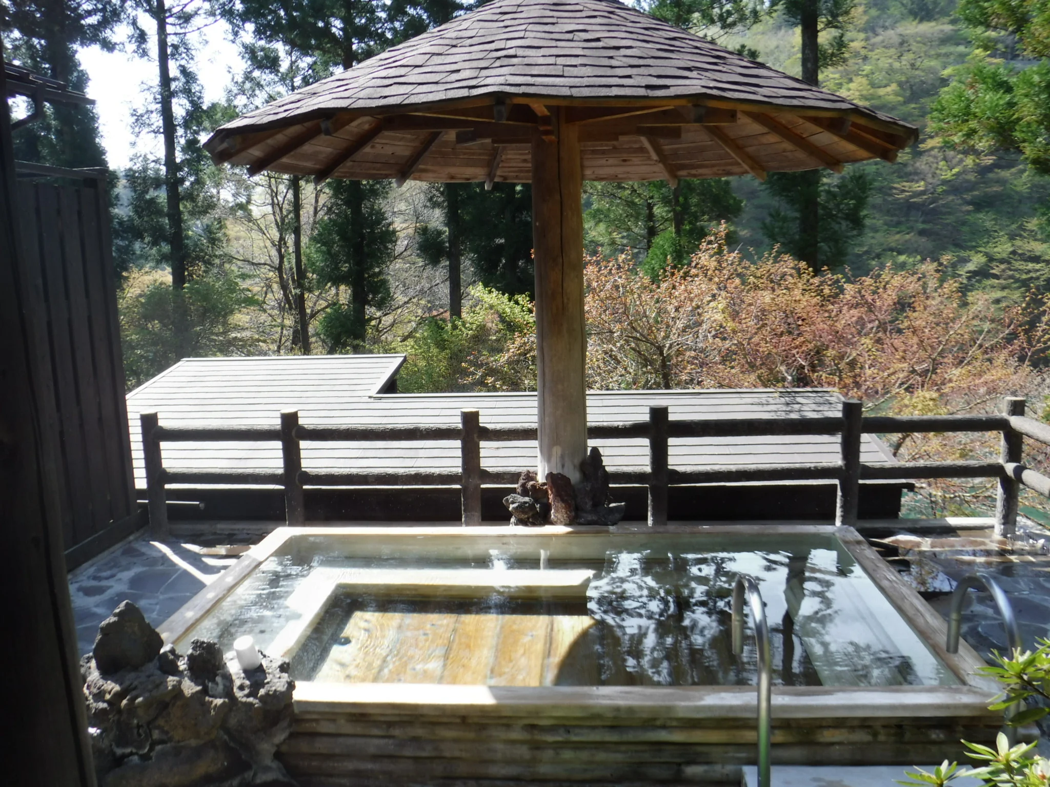 湯治温泉リトリート宿 板室別邸 SPA 和薬草（旧 フォレストヒルズ那須 板室別邸）