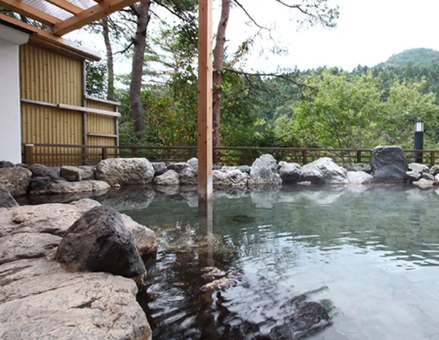 おおるり荘（閉館しました）