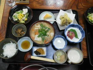 錦山荘（休業中）