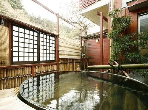 四万温泉　地酒の宿　中村屋