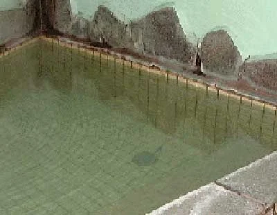 興亜館