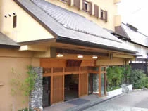 辰巳館