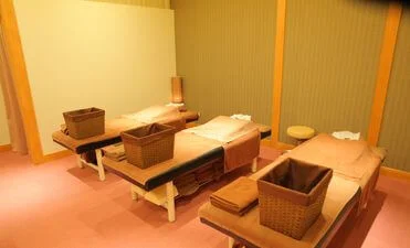 リラクゼーション・岩盤浴1