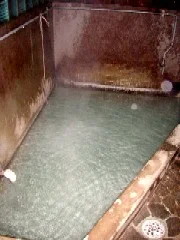 関の湯