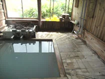 湯の花旅館