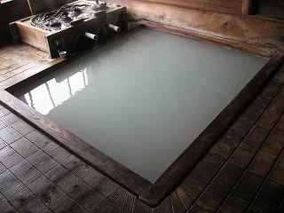 湯の花旅館