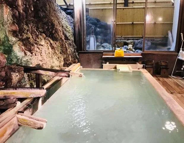 ての字屋