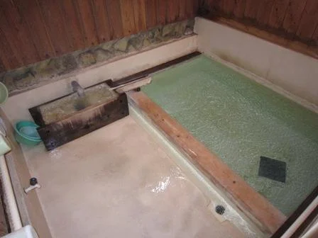 煮川の湯