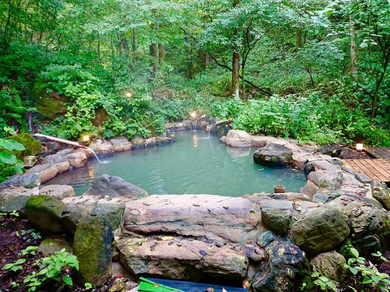 御所平温泉 かくれの湯