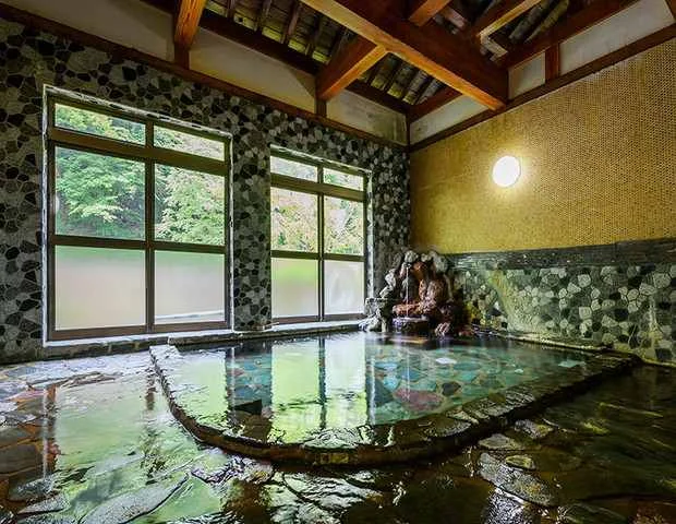 六合 尻焼温泉　星ヶ岡山荘