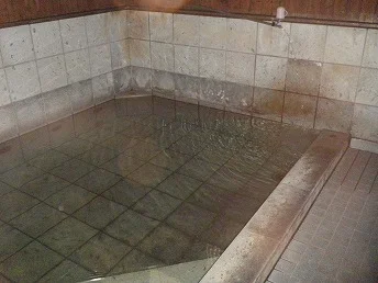 湯宿温泉 窪湯(閉鎖中)