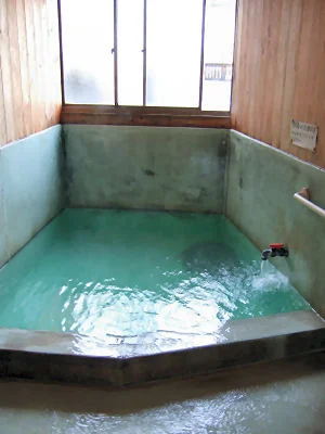 瑠璃の湯
